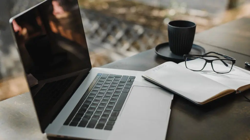Read more about the article 6 Signs You’re Ready to Hire a Co-Host for Your Canmore Vacation Rental