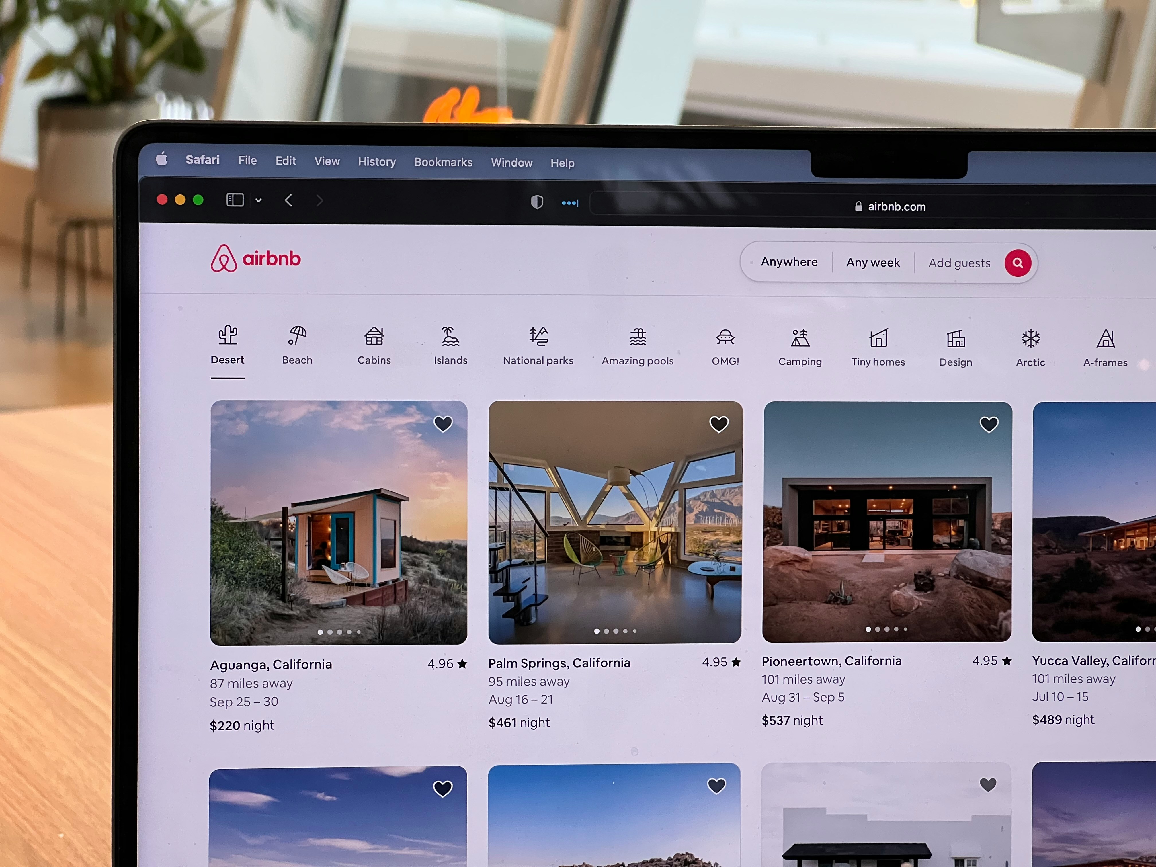 Read more about the article How To Master The Airbnb Algorithm